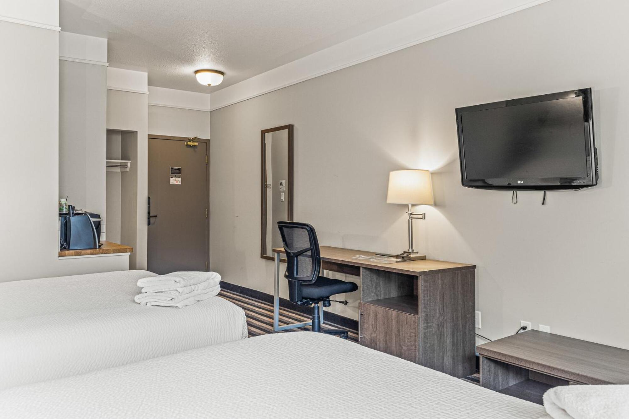 Hotel Northwinds By Basecamp Canmore Zewnętrze zdjęcie